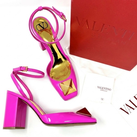 Valentino Shoes - Valentino Garavani One Stud 90 Patent Leather Hot Pink Pumps with Box size 40